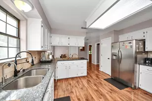 12746 Roy Rd, Pearland, TX 77581 - Photo 13