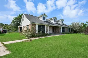 12746 Roy Rd, Pearland, TX 77581 - Photo 5