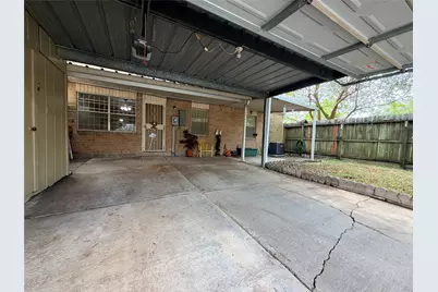 8808 Wilcrest Drive, Houston, TX 77099 - Photo 19