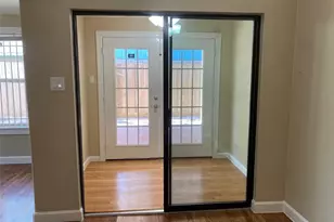 3226 Brookston St, Houston, TX 77045 - Photo 5