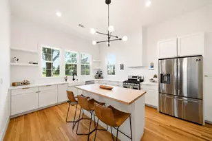 1319 Shearn St, Houston, TX 77007 - Photo 5