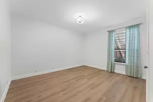 2829 Timmons Ln, Houston, TX 77027 - Photo 7