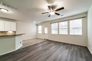 246 W Stedhill Loop, The Woodlands, TX 77384 - Photo 5