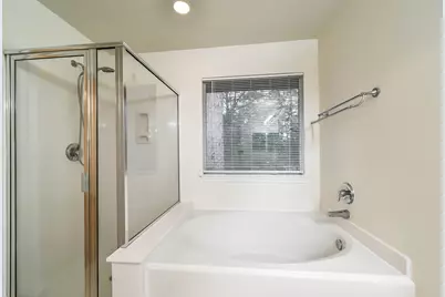 246 W Stedhill Loop, The Woodlands, TX 77384 - Photo 21
