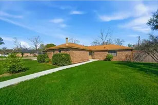 4803 28th St E, Dickinson, TX 77539 - Photo 15