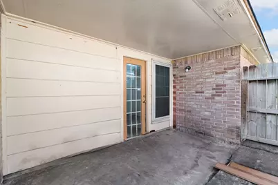 1435 Lazy Spring Drive, Missouri City, TX 77489 - Photo 9