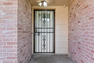 1435 Lazy Spring Drive, Missouri City, TX 77489 - Photo 3