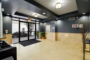 1010 Rosine St, Houston, TX 77019 - Photo 7