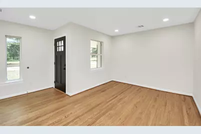 4238 T C Jester Boulevard, Houston, TX 77018 - Photo 13