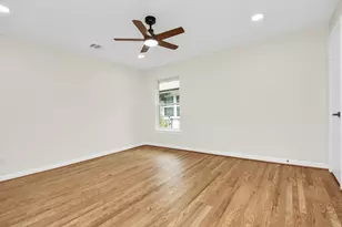 4238 T C Jester Blvd, Houston, TX 77018 - Photo 19