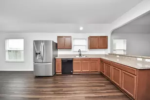 10306 White Fir Villa Ave, Houston, TX 77044 - Photo 19