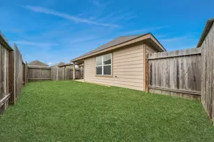 10306 White Fir Villa Ave, Houston, TX 77044 - Photo 33