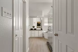 50 W New Avery Pl, The Woodlands, TX 77382 - Photo 33