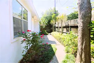 312 Champions Colony III, Houston, TX 77069 - Photo 11
