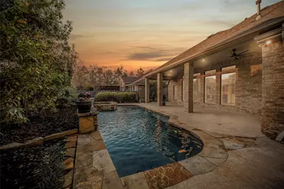 7 Dunwood Springs Court, Shenandoah, TX 77381 - Photo 7