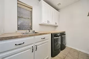 7 Dunwood Springs Ct, Shenandoah, TX 77381 - Photo 45