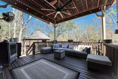 6 E Matisse Meadow Court, The Woodlands, TX 77382 - Photo 3