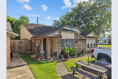 6602 Tamar Drive #A B, Pasadena, TX 77503 - Photo 3
