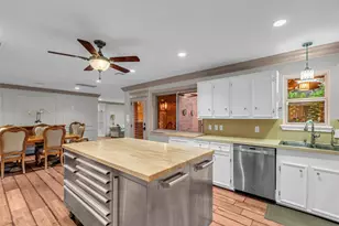 2019 Bissonnet St, Houston, TX 77005 - Photo 25