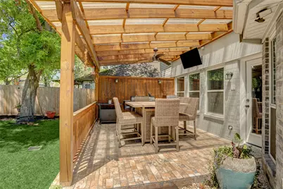 14314 Fair Knoll Way, Houston, TX 77062 - Photo 37