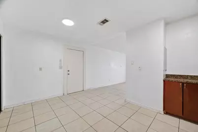 402 Meters Street, Houston, TX 77020 - Photo 11