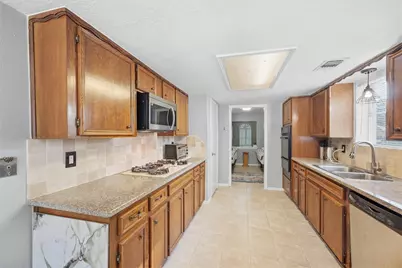2010 River Village Drive, Houston, TX 77339 - Photo 7