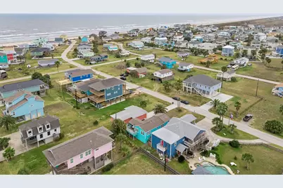 4121 Las Palmas Street, Galveston, TX 77554 - Photo 39