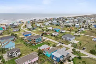 4121 Las Palmas St, Galveston, TX 77554 - Photo 39