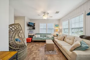 4121 Las Palmas St, Galveston, TX 77554 - Photo 11