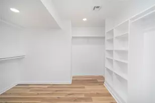 1635 Pony Ln, Wallis, TX 77485 - Photo 11