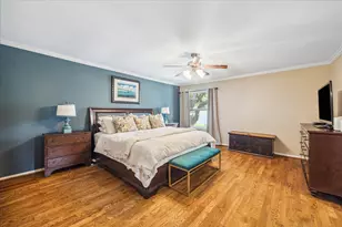 8956 Chatsworth Dr, Houston, TX 77024 - Photo 21