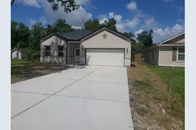 105 S Algeria Street, Texas City, TX 77591 - Photo 1