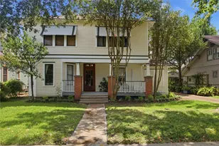 840 Cortlandt St, Houston, TX 77007 - Photo 1