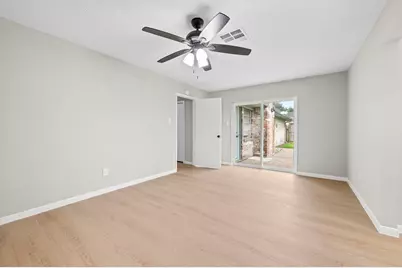 1923 Winding Creek Drive, Pearland, TX 77581 - Photo 15