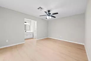 1923 Winding Creek Dr, Pearland, TX 77581 - Photo 13