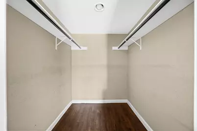 10673 Braes Bend Drive, Houston, TX 77071 - Photo 15