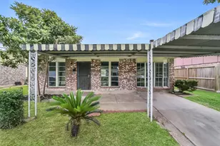 10987 Fairland Dr, Houston, TX 77051 - Photo 7