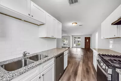 10987 Fairland Drive, Houston, TX 77051 - Photo 17