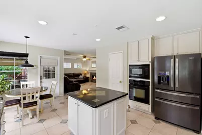 38 Dovewing Place, The Woodlands, TX 77382 - Photo 17
