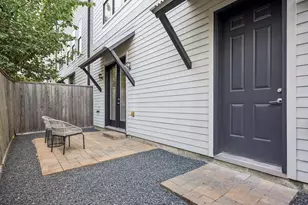 4210 Eigel St, Houston, TX 77007 - Photo 9