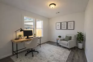 301 E 3rd St, Sweeny, TX 77480 - Photo 7