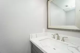 14571 Misty Meadow Ln, Houston, TX 77079 - Photo 21