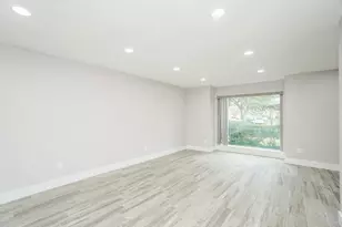 14571 Misty Meadow Ln, Houston, TX 77079 - Photo 13