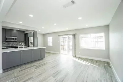 14571 Misty Meadow Lane, Houston, TX 77079 - Photo 9