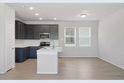 10406 Milford Woods Lane, Tomball, TX 77375 - Photo 13