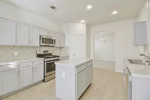 6614 Halcyon Days Dr, Humble, TX 77338 - Photo 11