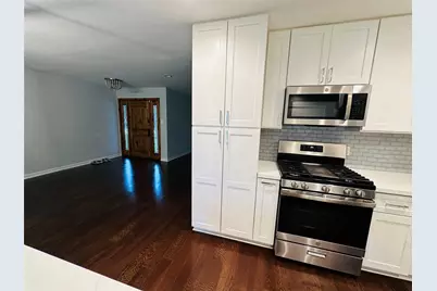 9758 Cedardale Drive, Houston, TX 77055 - Photo 3