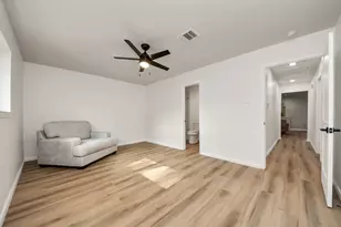 2407 Crestdale Dr, Houston, TX 77080 - Photo 31