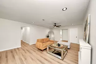 2407 Crestdale Dr, Houston, TX 77080 - Photo 19