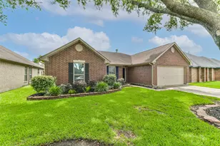 4929 Archway Dr, La Porte, TX 77571 - Photo 1